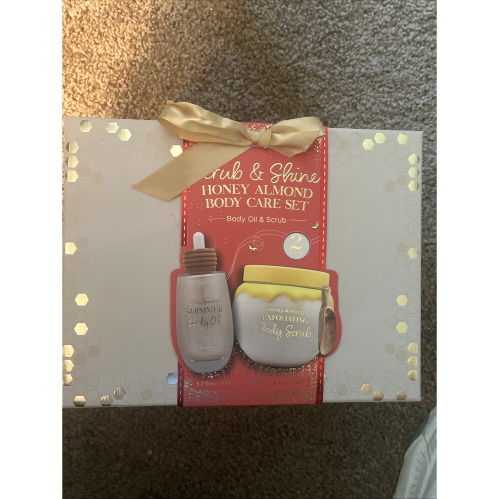 Scrub And Shine-Honey Almond Body Care Set-Body Oil & Scrub- Shimmer Exfoliating